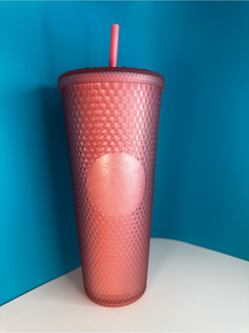 💗 Collector Favorite 2023 Release Starbucks Pink Studded Cup💗
✨NWT 24 oz Venti✨ - Picture 6 of 8